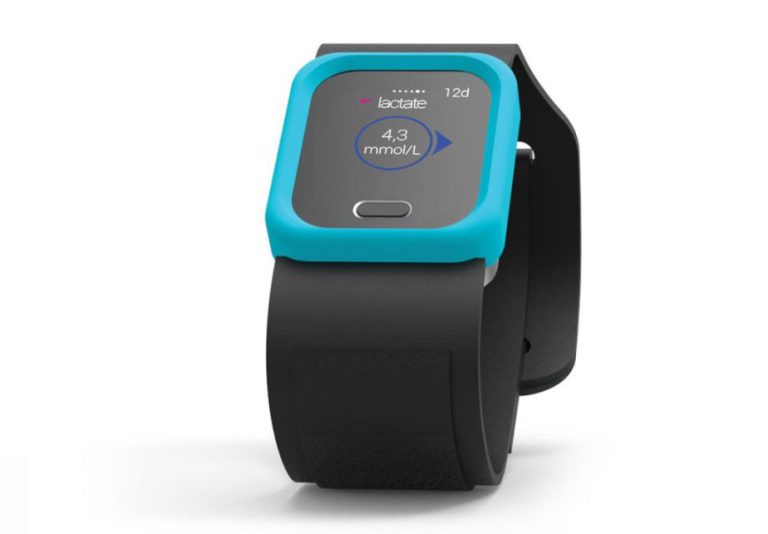 ساعت هوشمند K'Watch Athlete، بدون نیاز به نمونه‌گیری خون، سطح اسید لاکتیک را اندازه می‌گیرد
