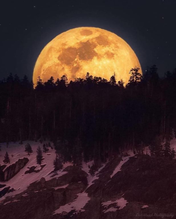 تصاویر خلاقانه با ماه درخشان!