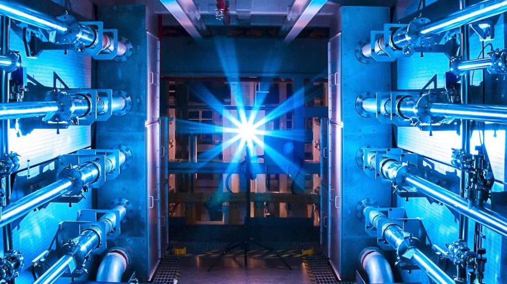 استفاده از بزرگترین لیزر جهان برای شروع یک واکنش همجوشی هسته‌ای نوآورانه