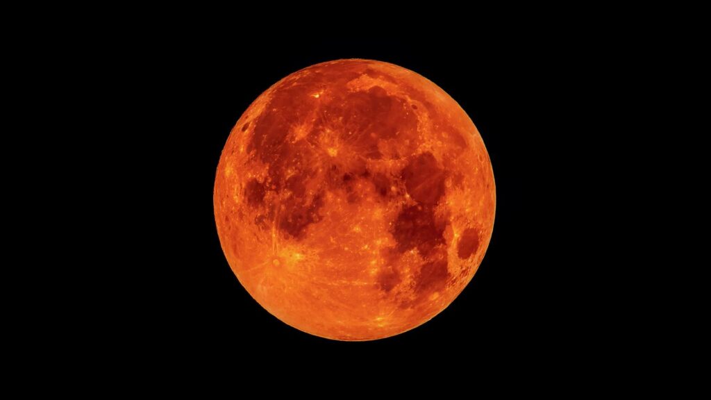اَبَرماه آبی، بزرگترین و درخشان ترین ماه کامل سال، 8 شهریور طلوع می‌کند