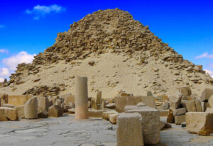 اتاق های جدیدی در داخل هرم ساحورع مصر کشف شدند