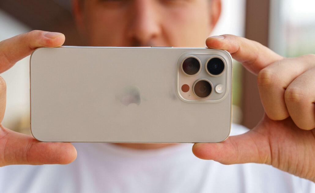 دوربین آیفون ۱۵ پرو مکس