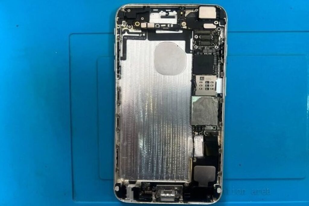 علت سوختن هارد گوشی آیفون