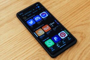 آموزش نصب همزمان برنامه های اندروید روی چند دستگاه مختلف