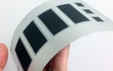 محققان یک باتری کاغذی تولید کرده‌اند که از آب و هوا نیرو تولید می‌کند!