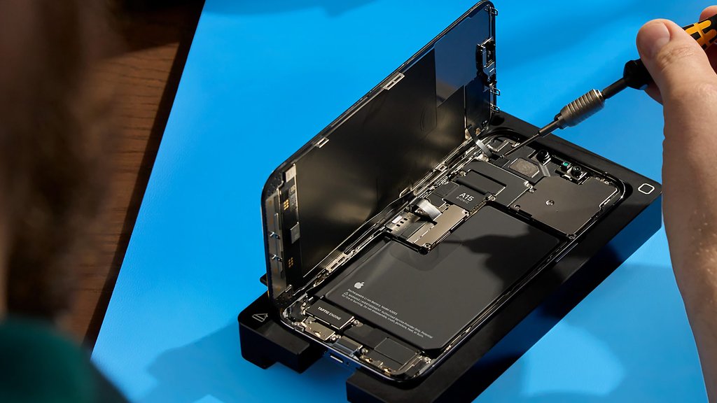 اپل مجوز به‌کارگیری از قطعات کار کرده در تعمیرات گوشی‌های آیفون را صادر کرد!