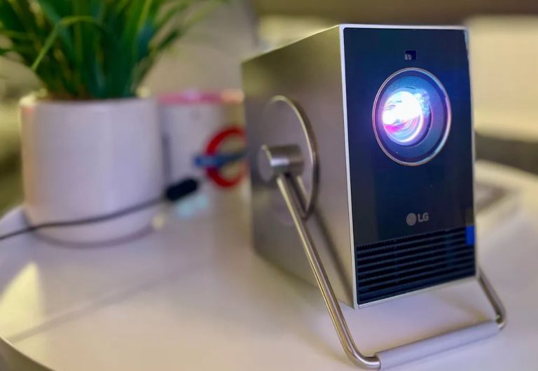 پروژکتور قابل حمل CineBeam Q ال جی با رزولوشن 4K معرفی شد