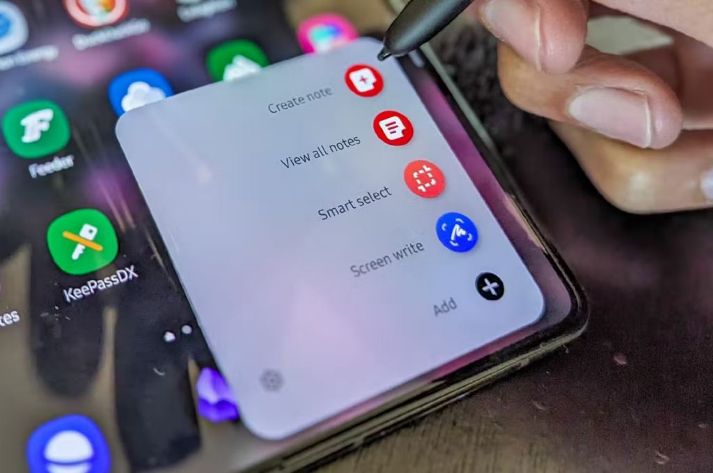 مهمترین نکات هنگام خرید یک گوشی، غیر از پردازنده، رم و ...!