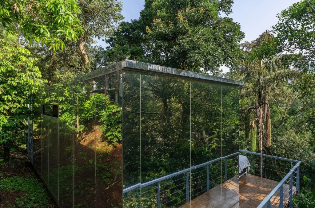 آشنایی با رفلکشنز؛ خانه‌ای برای خوابیدن در زیر نور ستارگان!