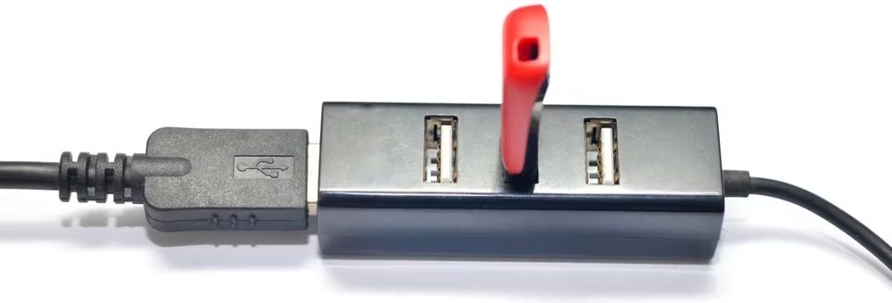 هر رنگ از پورتهای USB چه معنا و چه کاربردی دارد؟
