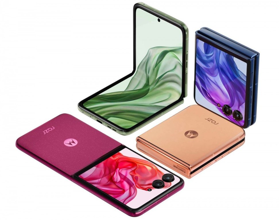 موتورولا از گوشی های تاشو ریزر 50 و ریزر 50 اولترا رونمایی کرد