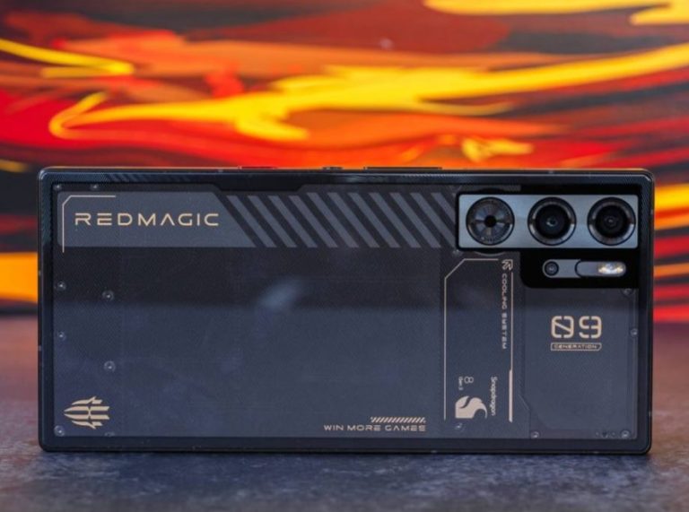 نوبیا رد مجیک 9 اس پرو پلاس رکورد بنچمارک آنتوتو را شکست!