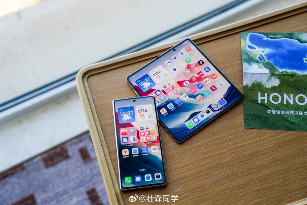 مشخصات کلیدی و تصاویر زنده باریک‌ترین گوشی تاشو جهان، آنر مجیک V3، فاش شد