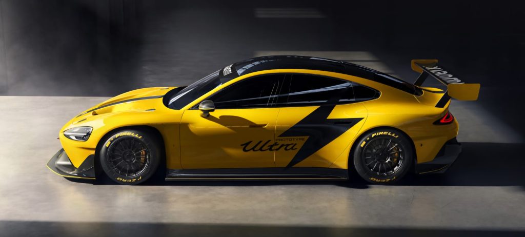 غول قدرتمند خودروهای الکتریکی: نمونه اولیه شیائومی SU7 اولترا رونمایی شد!