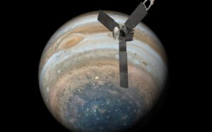 کاوشگر جونو دریاچه‌های آتشین آیو، قمر آتشفشانی مشتری را کشف کرد!