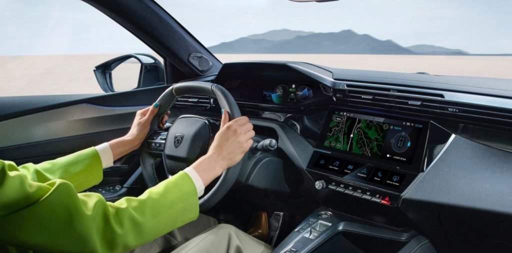 پژو قابلیت استفاده از ChatGPT را به تمامی خودروهای خود اضافه میکند!