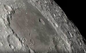 غارهای عظیم ماه؛ بهترین مکان برای پایگاههای قمری!