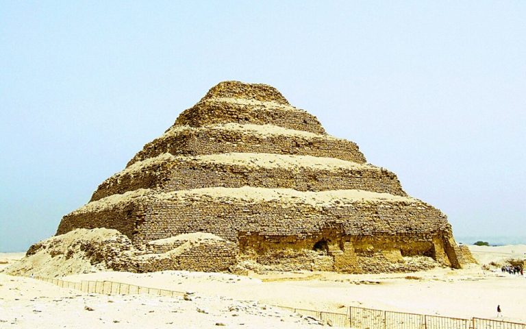 قدیمی‌ترین هرم جهان با استفاده از بالابر هیدرولیک ساخته شده است!