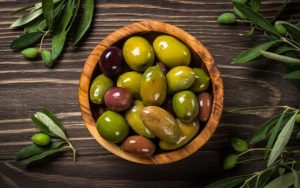 یک ترکیب طبیعی در زیتون به کاهش وزن و تنظیم قند خون کمک می‌کند!