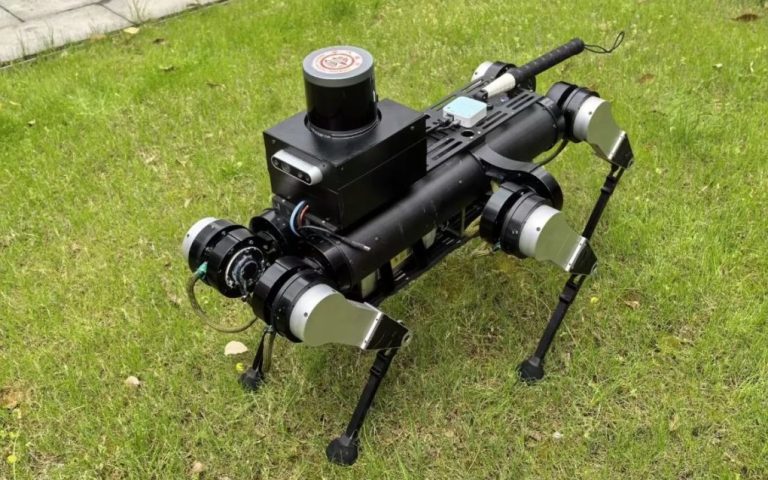 ساخت ربات هوش‌مصنوعی جدید برای جایگزینی سگ‌های راهنمای نابینایان!