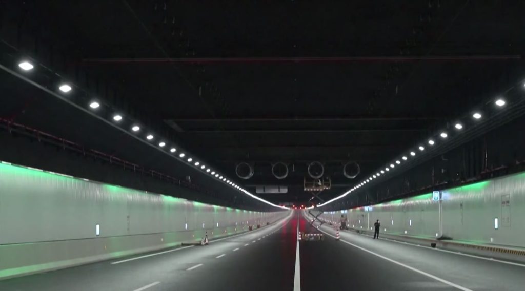 چین ۱۰ رکورد جهانی برای پل/تونل دریایی جدید خود ثبت کرد!