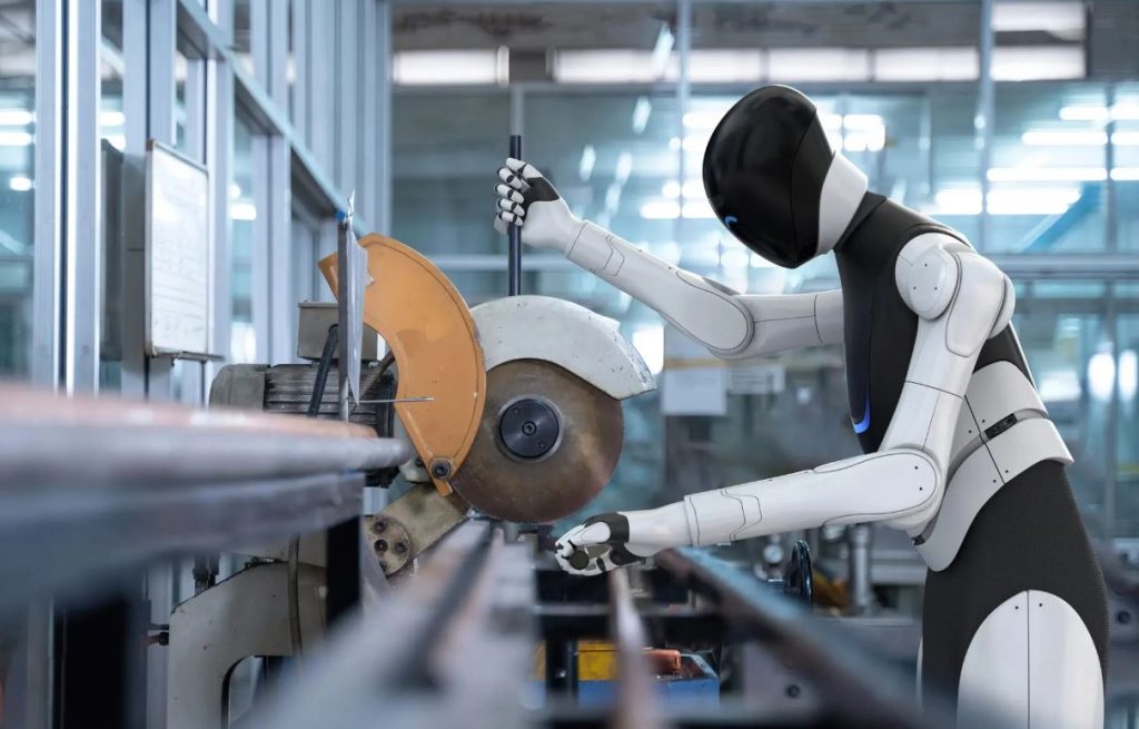 یک ربات انساننما در انجام کارهای روزانه یک خانه وا میماند!