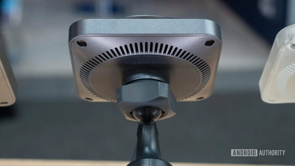 برند ESR از دو شارژر بی‌سیم Qi2 جدید مجهز به فن خنک‌کننده در نمایشگاه IFA 2024 رونمایی کرد