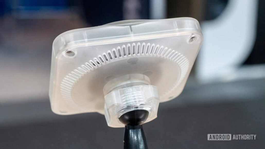 برند ESR از دو شارژر بی‌سیم Qi2 جدید مجهز به فن خنک‌کننده در نمایشگاه IFA 2024 رونمایی کرد