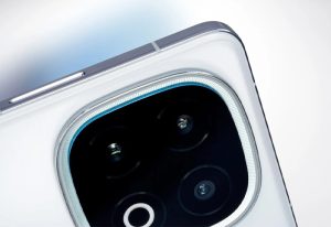 اولین تصویر از قاب پشتی iQOO 13 رینگ لایت Halo آن را به نمایش گذاشت!