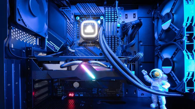 نکاتی که باید قبل از خرید خنک کننده مایع کامپیوتر در نظر بگیرید