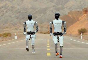 !مسابقه رباتها در بیابان؛ نگاهی به آینده رباتهای انساننما در دنیای واقعی