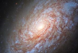 فانوس کهکشانی به ما در تخمین بهتر سن جهان کمک می‌کند!