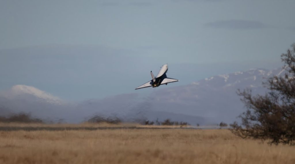 این هواپیمای راکتی نخستین پرواز مافوق صوت غیرنظامی از زمان کُنکورد را انجام داد!