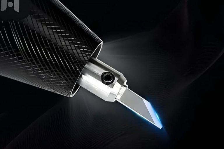 این چاقوی اولتراسونیک بیسیم هر چیزی را به راحتی کره میبرد!