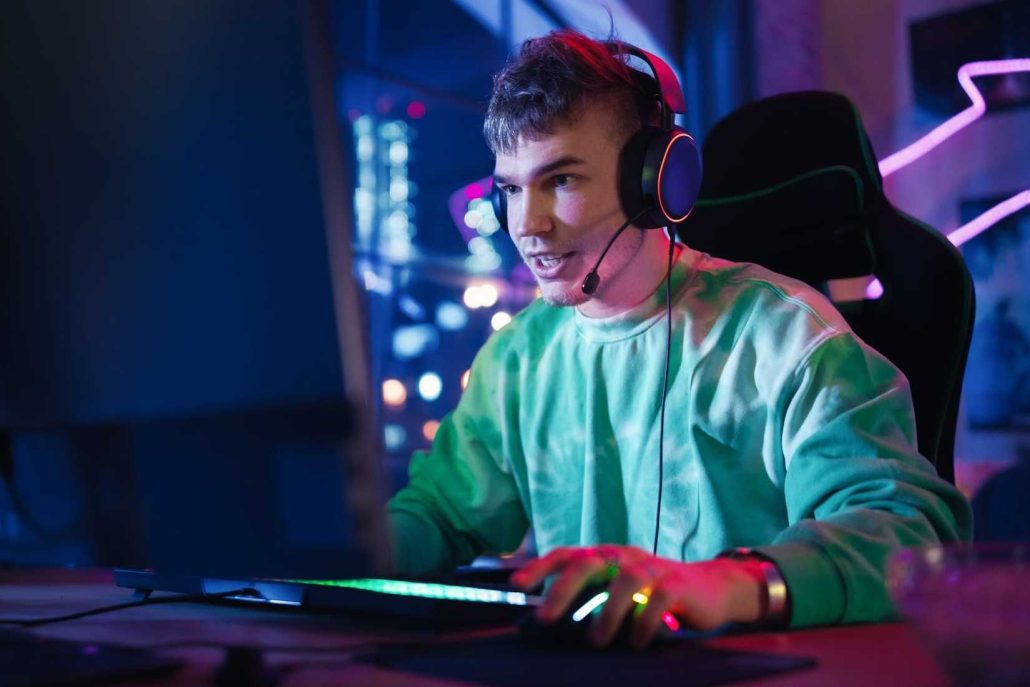 راهنمای خرید پردازنده (CPU) کامپیوتر؛ سرعت کلاک مهمتر است یا تعداد هستهها؟