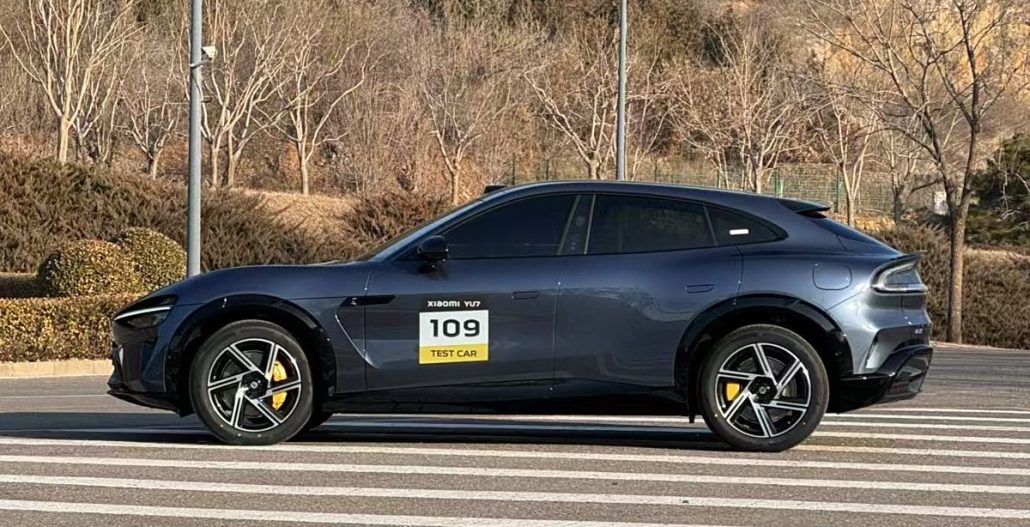 تصاویر زنده خودرو الکتریکی شاسیبلند شیائومی YU7 به بیرون درز کرد!