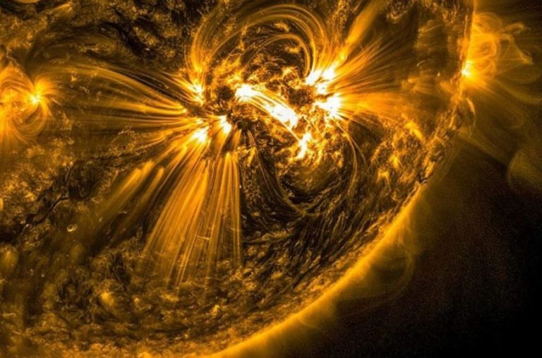 هوش مصنوعی رازهای شگفتانگیز جو خورشید را آشکار میکند!