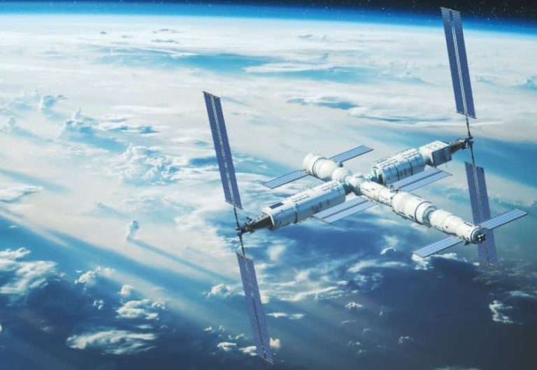 چین با فتوسنتز مصنوعی، به تولید سوخت در فضا نزدیک‌تر می‌شود!