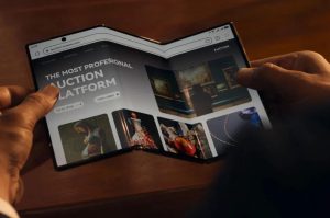 سامسونگ بهطور رسمی اولین گوشی با نمایشگر سهگانه خود را تایید کرد!