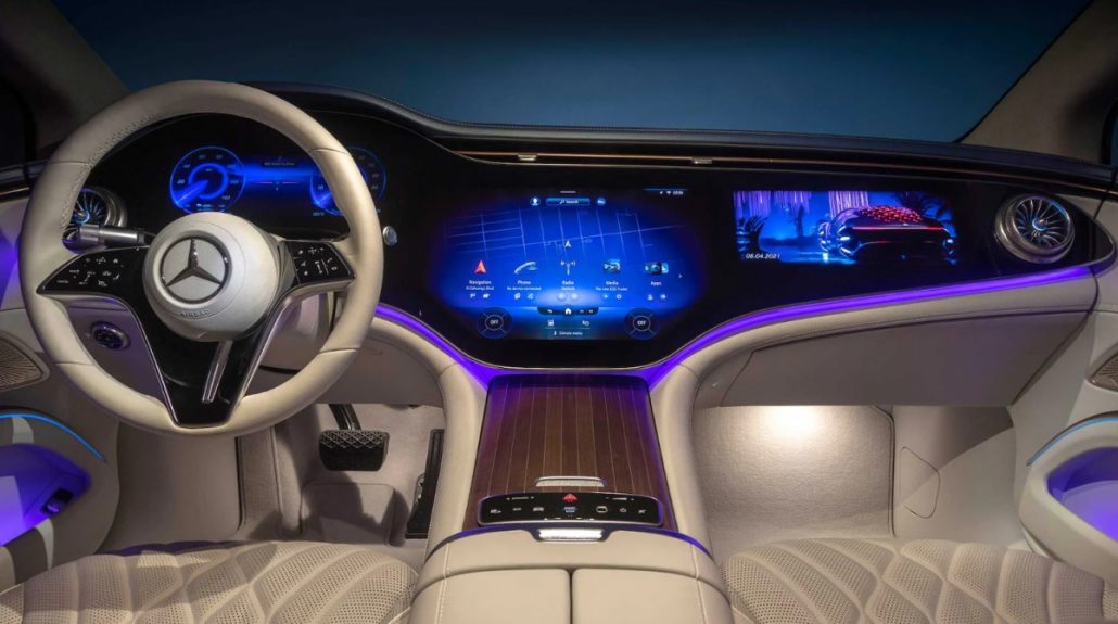 مرسدس بنز برای سیستم مسیریابی داخلی خودروهای خود با گوگل همکاری می‌کند!