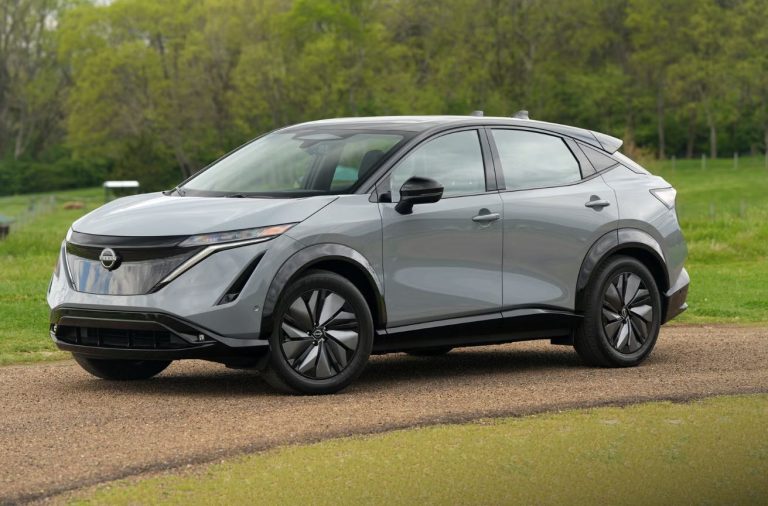 آزمایش خودروی الکتریکی نیسان آریا در شرایط سرمای شدید تا ۴۰- درجه سانتی‌گراد!