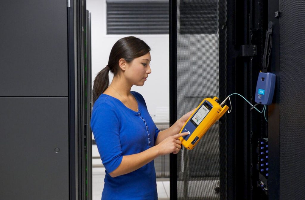 استانداردهای بینالمللی در تست فلوک شبکه