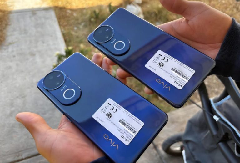 نسخه آبی ویوو V50 قبل از رونمایی در تصاویر زنده رویت شد!