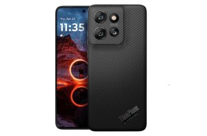 اندروید 15 را فعلاً روی گوشی موتورولا نصب نکنید!