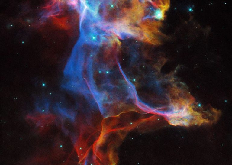 هابل شبح در حال گسترش یک ابرنواختر ۱۰ هزار ساله را ثبت کرد!