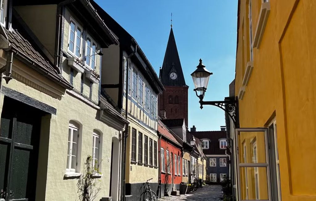 با این ترفندها، عکسهای زیباتری با گوشی خود بگیرید!