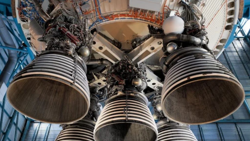 موتورهای موشک چگونه کار می‌کنند؟