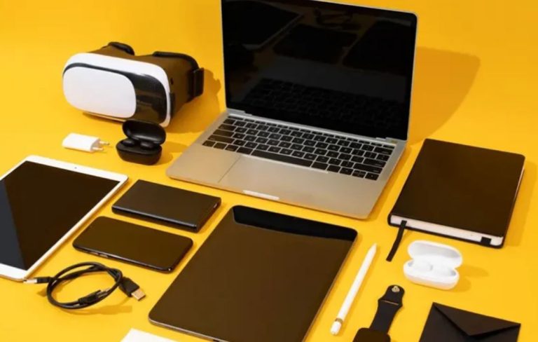 چه وسایلی معمولاً به عنوان «گجت» طبقه‌بندی می‌شوند و این کلمه چه معنایی دارد؟