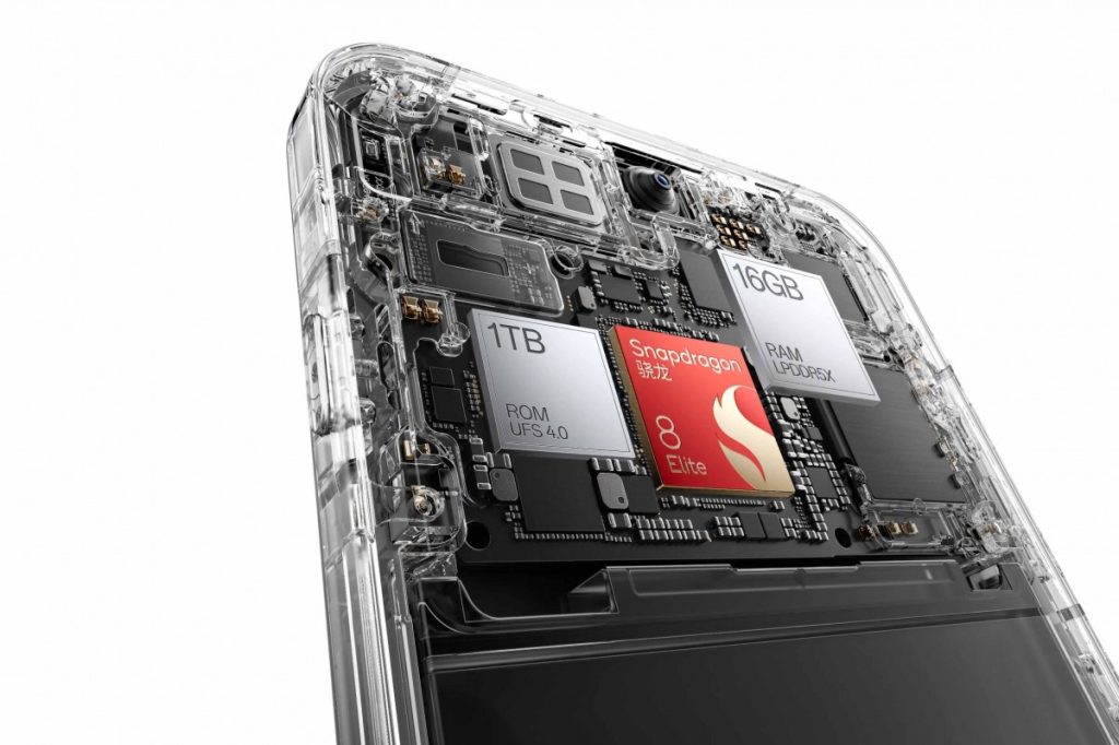 وان پلاس 13T معرفی شد؛ کوچکِ قدرتمند!