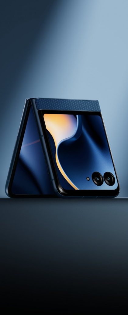 موتورولا از گوشیهای تاشو موتو ریزر 60 و ریزر 60 اولترا رونمایی کرد